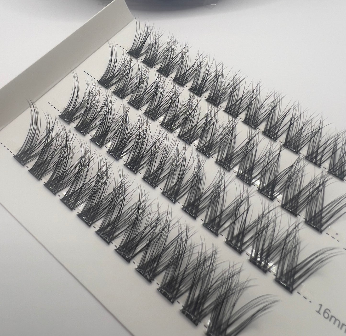 EasyGlam Classic Pre-Glued Lashes