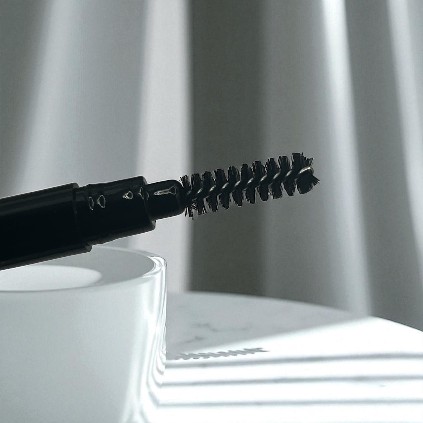 Easy Glam Brow Define Duo™