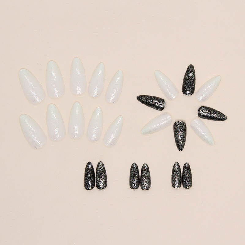 Easy Glam Black Snow Quick Nails