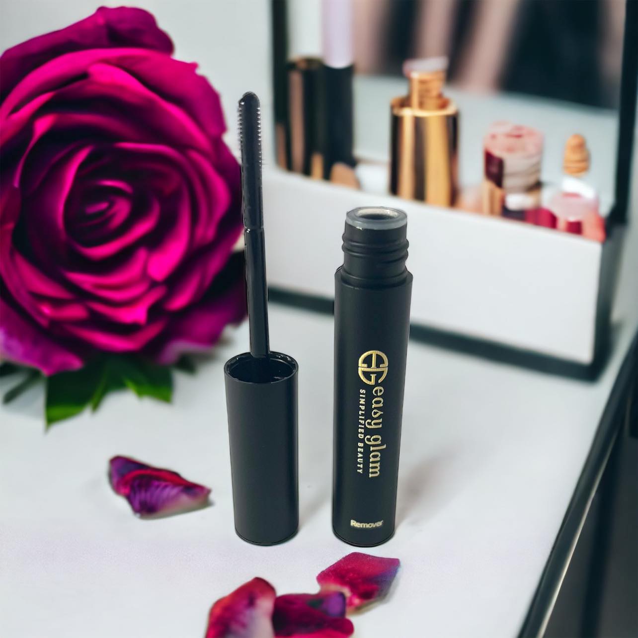 Easy Glam Lash Remover