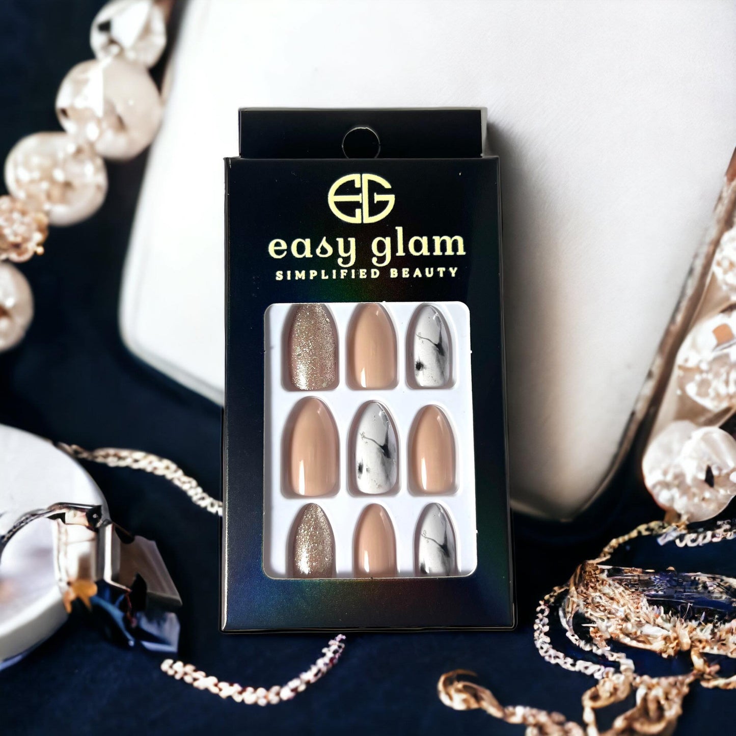 Easy Glam Soft Life Quick Nails