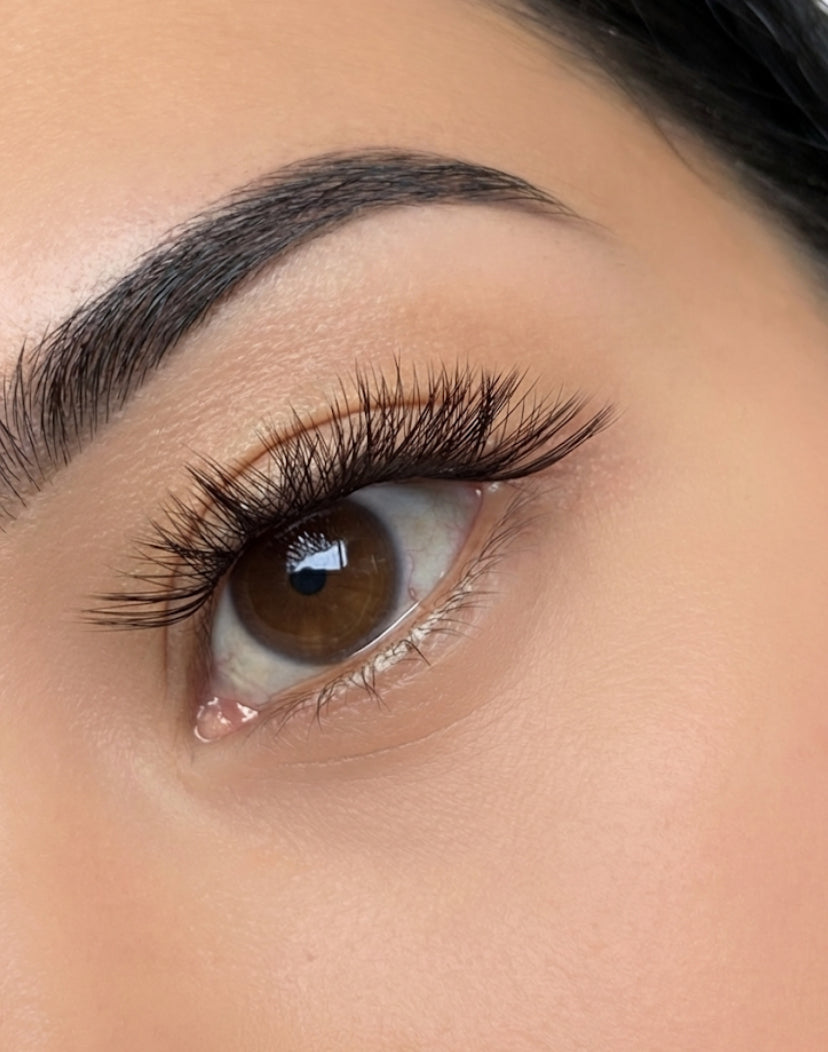 EasyGlam Bold Pre-Glued Lashes